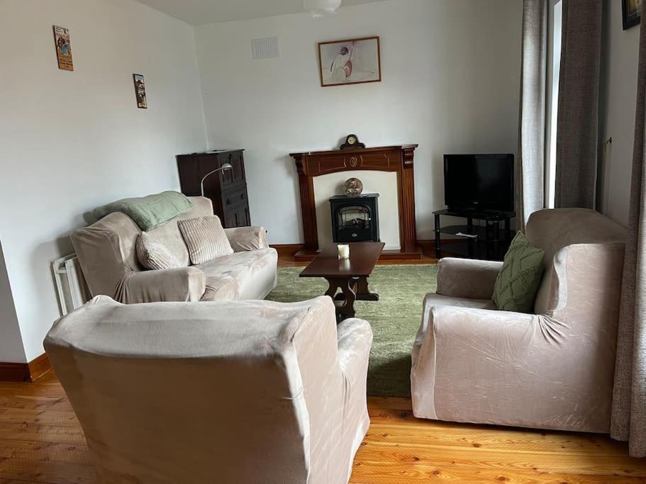 Sonas Seaside Apartment Голвей Екстер'єр фото